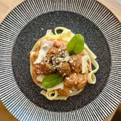 Paradicsomszószos, húsgombócos tészta, ahogy én készítem🍝❕-レシピのメイン写真