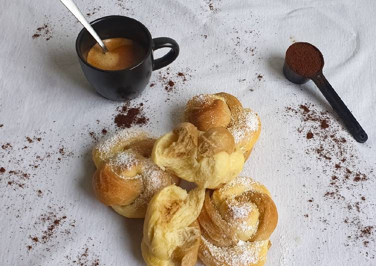 Brioches vaniglia e caffè, senza latte e senza burro