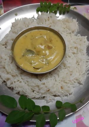 A picture of Gujrati Kadi Chawal.