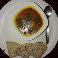 A picture of Aloo matar mustard.