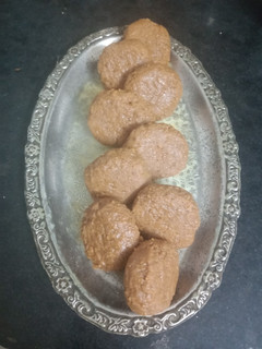 થાબડી પેંડા (Thabdi Penda Recipe In Gujarati) રેસીપી મુખ્ય ફોટો