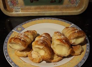 Foto principal de Barquillos con crema pastelera express