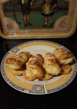 Una foto de Barquillos con crema pastelera express