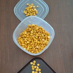 A picture of Roasted chanadal without oil.