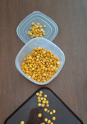 A picture of Roasted chanadal without oil.