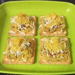 A picture of Cream Cracker Bites.