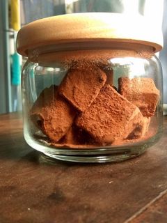 Hình của món Nama Chocolate.