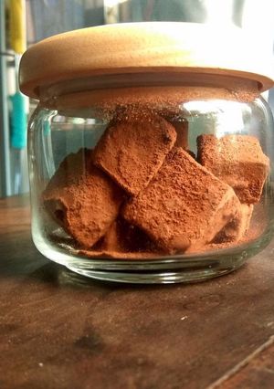 Hình của món Nama Chocolate.
