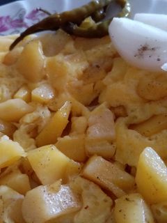 عکسی از دستور سیب زمینی و تخــم مرغ