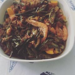 A picture of Shrimp Pinakbet.