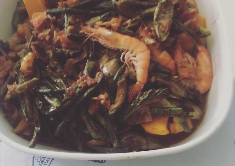 Recipe: Yummy Shrimp Pinakbet