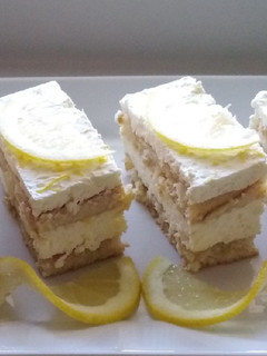 Citromos túrószelet 🍋 recept fotója