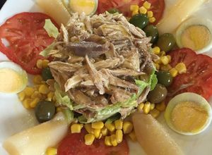Una foto de Ensalada de Perdiz 
