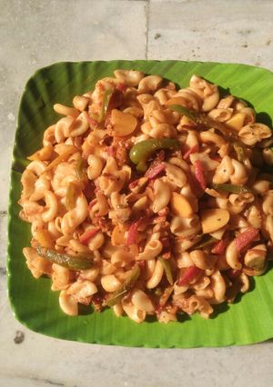 A picture of Apple macaroni.