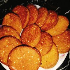 A picture of Mithi tikiyan ya kondy😋میٹھی ٹکیاں یا رجب کے کونڈے😋.