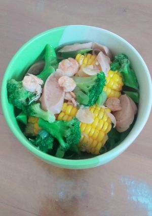 Foto resep Tumis Brokoli Jagung Udang untuk Sarapan Simple