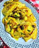Filetes de pechuga de pollo al limón y curry amarillo hingú