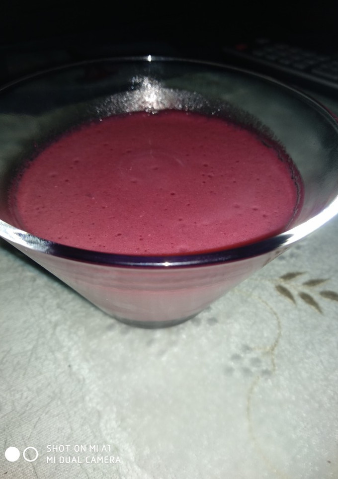 Una foto de Mousse de cereza