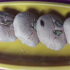 A picture of Besan ki cookies.