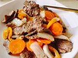 炙燒牛肉佐青醬烤鮮蔬