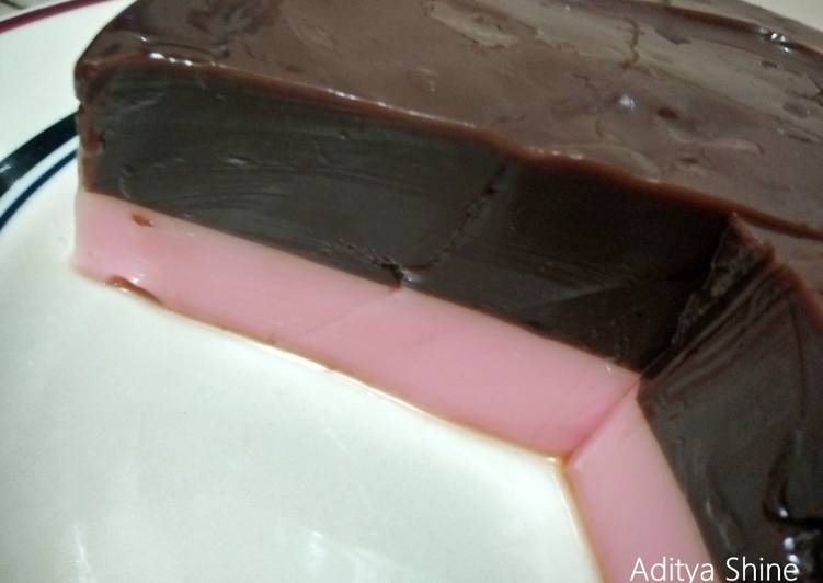 Pudding Coklat Stroberi dan Vla Nutrijell