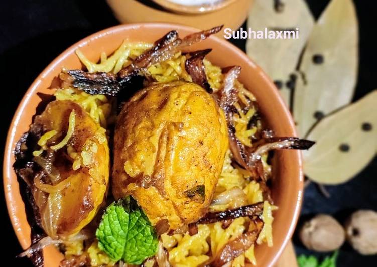 Egg dum biryani(restaurant style)