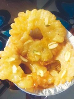 પાઈનેપલ જલેબી(Pineapple Jalebi Recipe in Gujarati) રેસીપી મુખ્ય ફોટો