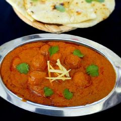 A picture of Dum aloo.