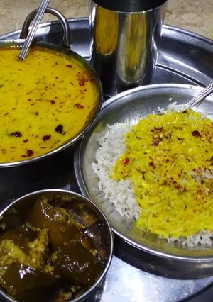 A picture of Mango Gujarati kari.