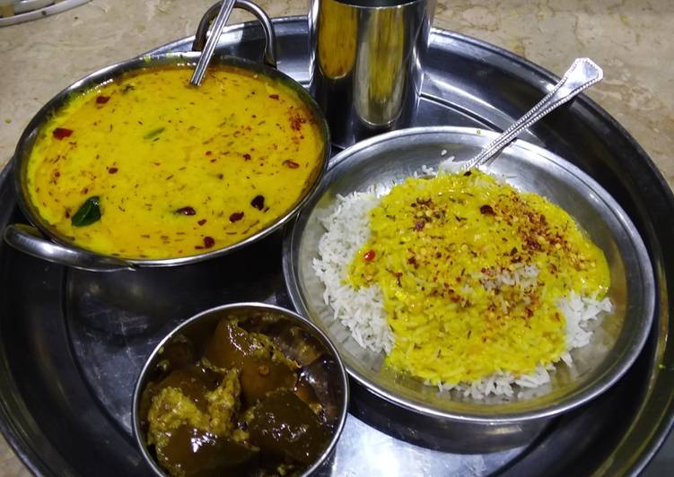 How to Make Any-night-of-the-week Mango Gujarati kari