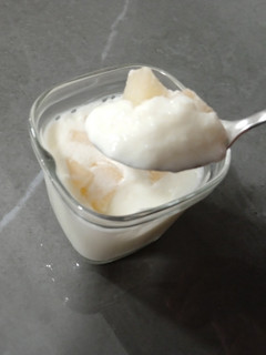 Una foto de Yogur de pera