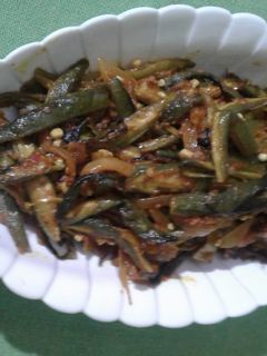 भिंडी मसाला (Bhindi Masala recipe in hindi) रेसिपी मुख्य फोटो