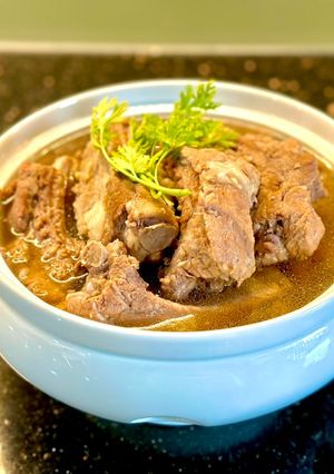 Hình của món Bak kut teh.