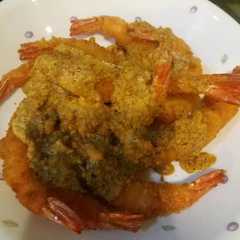 รูปของ Udang siram saus kuning telur asin