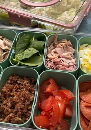 A picture of Salad bar at home.