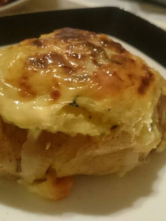A picture of Stuffed potato.