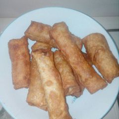 A picture of Spring rolls.