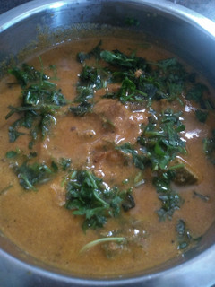 முருங்கைக்காய் காரக்குழம்பு (Murunkaikaai kaara kulambu recipe in tamil) செய்முறை முக்கிய புகைப்படம்