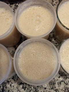Una foto de Smoothies o batidos caseros de fruta