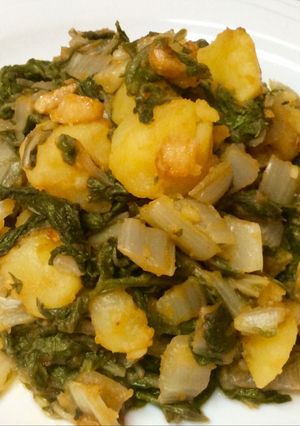 Foto principal de Acelgas con patatas rehogadas al pimentón