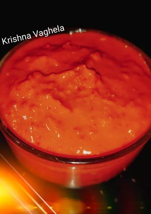 રેડ ચીલી સોસ (Red Chili Sauce Recipe In Gujarati) રેસીપી મુખ્ય ફોટો