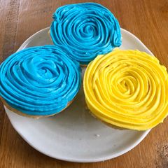 A picture of Buttercream Frosting.