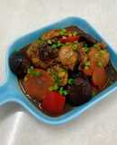 Chinese : Đùi gà hầm nấm (thơm béo ngọt như vị bào ngư)