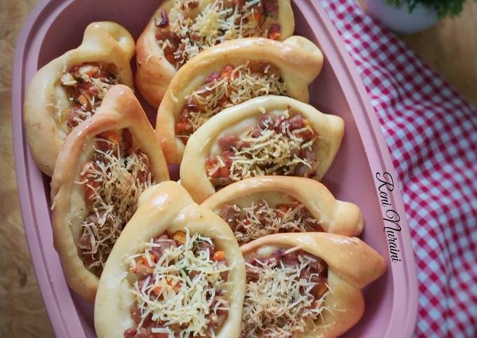 Corned Beef Ragout Cheese Bread