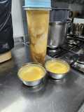 Flan con duraznos