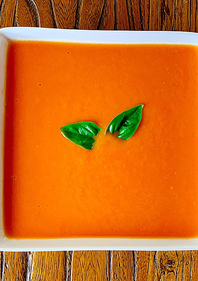 Una foto de Salsa de tomate casera (básica y rápida)