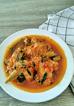 Foto resep Ayam Woku Kemangi Khas Manado