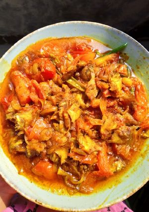 টমেটো দিয়ে ছোট চান্দা মাছ রেসিপির প্রধান ছবি