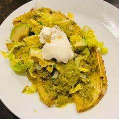 A picture of Enchiladas Verdes.