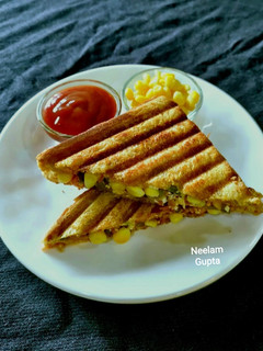 कॉर्न पनीर ग्रिल्ड सैंडविच ( corn paneer grilled reci[pe रेसिपी मुख्य फोटो
